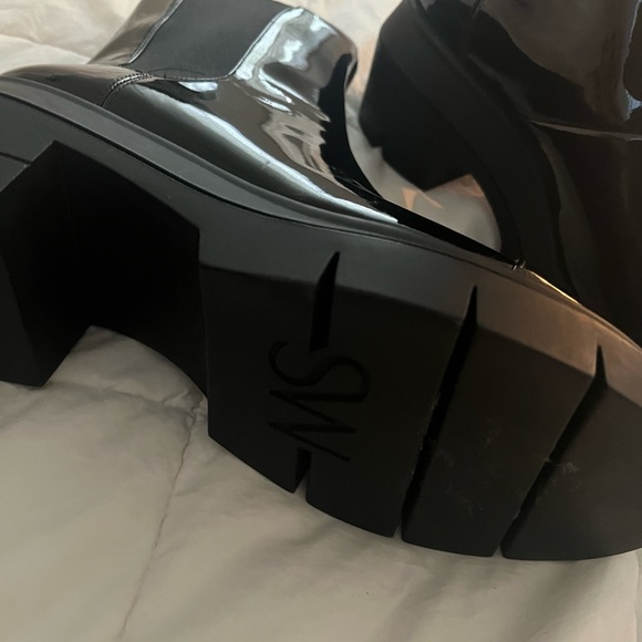 Stuart Weitzman Patent Leather Booties - Picture 3 of 4